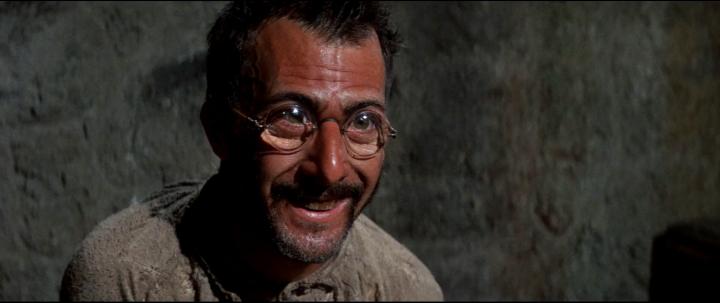 Dustin Hoffman in Papillon (1973)