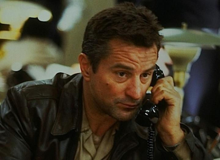 Robert De Niro in Midnight Run (1988)