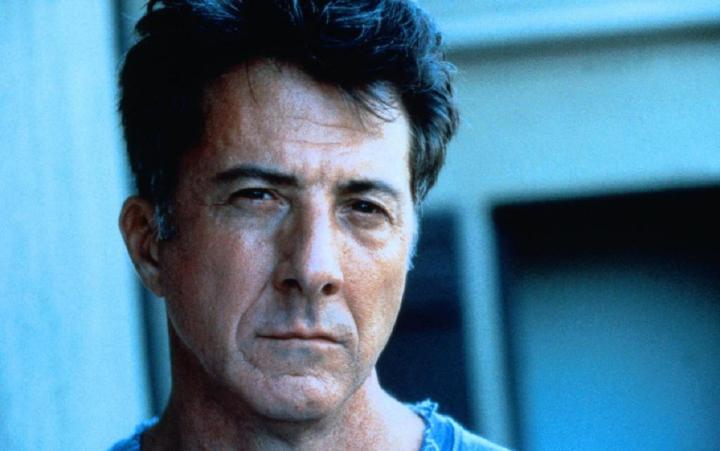 Dustin Hoffman in Outbreak (1995)