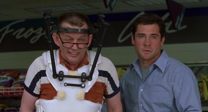 Ezra Buzzington and Will Coogan in Me, Myself & Irene (2000)