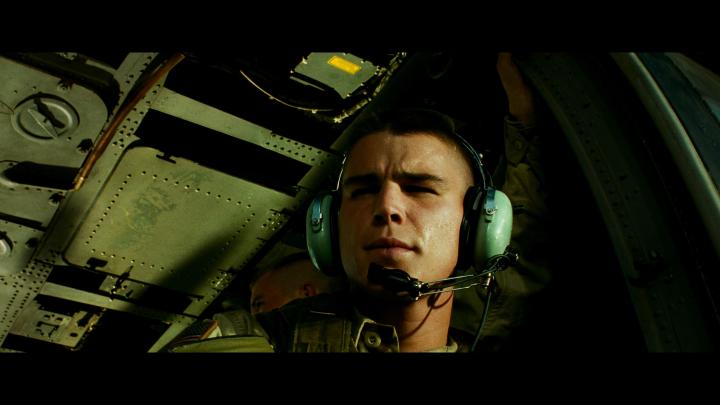 Josh Hartnett in Black Hawk Down (2001)