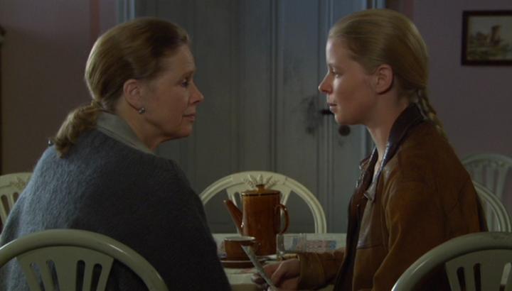 Julia Dufvenius and Liv Ullmann in Saraband (2003)