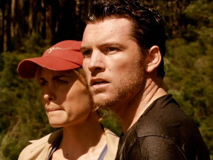 Radha Mitchell and Sam Worthington in Rogue (2007)