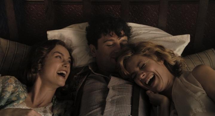 Keira Knightley, Matthew Rhys, and Sienna Miller in The Edge of Love (2008)