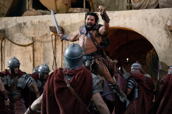 Manu Bennett in Spartacus (2010)