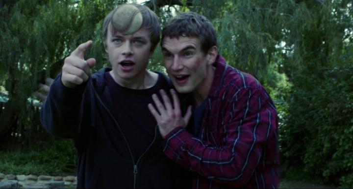 Dane DeHaan and Alex Russell in Chronicle (2012)