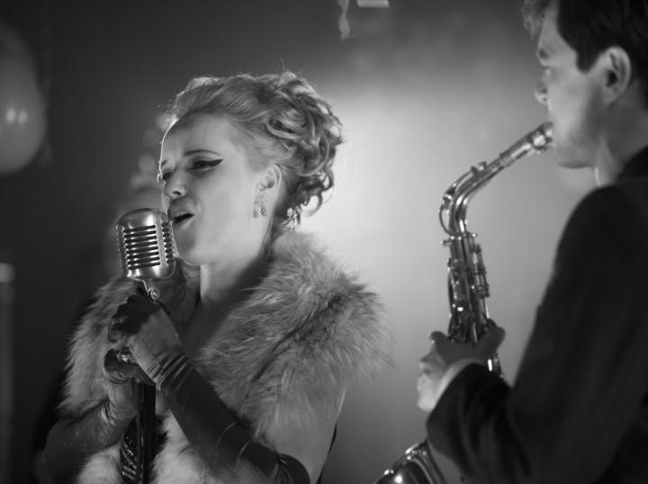 Joanna Kulig and Dawid Ogrodnik in Ida (2013)