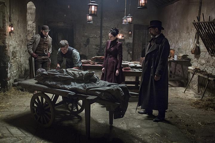 Timothy Dalton, Josh Hartnett, Eva Green, and Harry Treadaway in Penny Dreadful (2014)