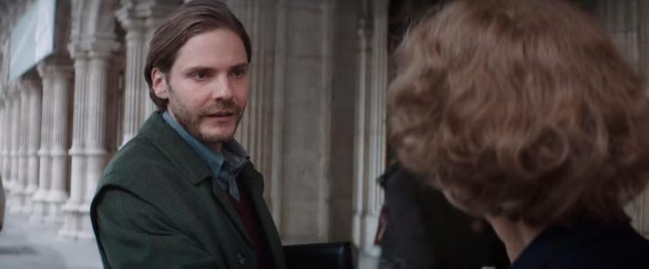 Daniel Brühl in Woman in Gold (2015)