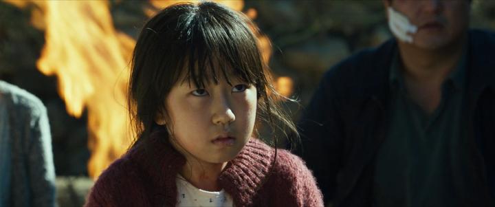 Hwan-hee Kim in The Wailing (2016)