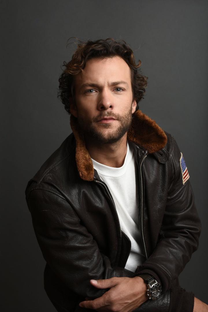 Kyle Schmid in Six (2017)