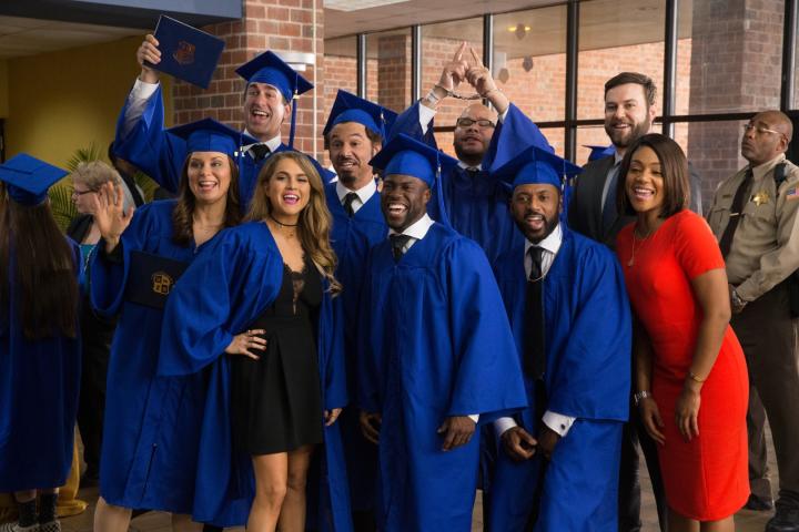 Fat Joe, Kevin Hart, Taran Killam, Romany Malco, Mary Lynn Rajskub, Al Madrigal, Rob Riggle, Tiffany Haddish, and Anne Winters in Night School (2018)