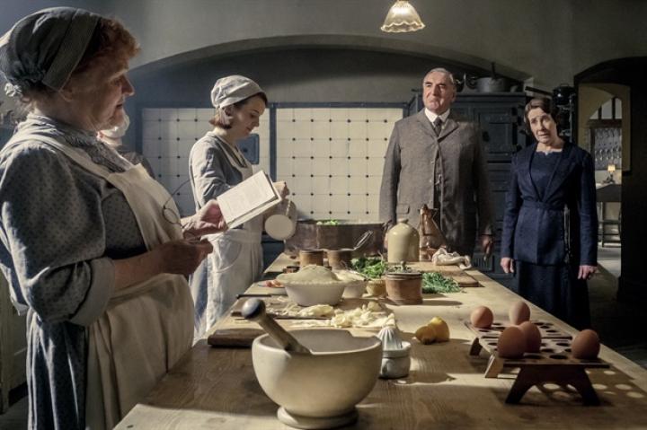 Jim Carter, Phyllis Logan, Lesley Nicol, and Sophie McShera in Downton Abbey (2019)