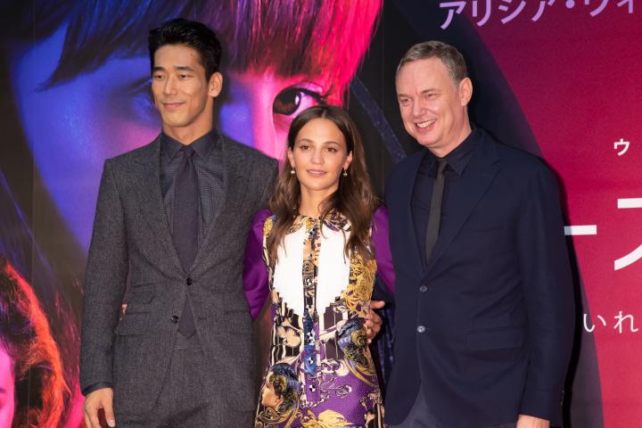 Wash Westmoreland, Alicia Vikander, and Naoki Kobayashi at an event for Earthquake Bird (2019)