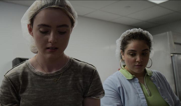 Kathryn Newton and Kiara Pichardo in The Society (2019)