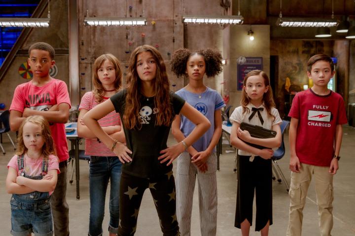 Hala Finley, Akira Akbar, YaYa Gosselin, Vivien Lyra Blair, Dylan Henry Lau, Lotus Blossom, and Isaiah Russell-Bailey in We Can Be Heroes (2020)