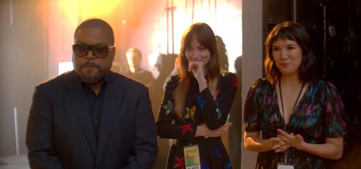 Ice Cube, Dakota Johnson, and Zoe Chao in The High Note (2020)