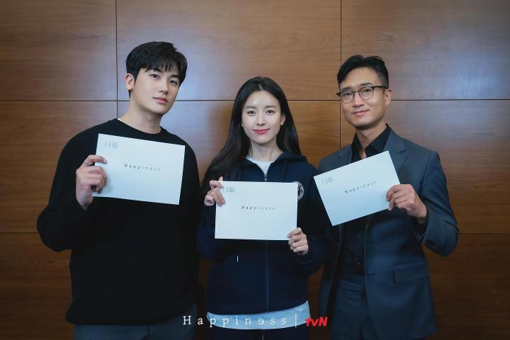 Han Hyo-joo, Woo-jin Jo, and Park Hyung-sik at an event for Happiness (2021)