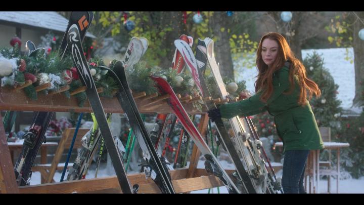 Lindsay Lohan in Falling for Christmas (2022)