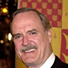 John Cleese به عنوان Q