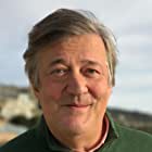 Stephen Fry به عنوان Arthur Garrison