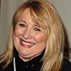 Teri Garr به عنوان Julie