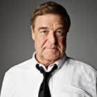 John Goodman به عنوان Sullivan