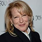 Bette Midler به عنوان Bobbie Markowitz