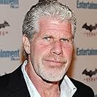 Ron Perlman به عنوان Sterling Frost Sr.