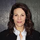 Lili Taylor به عنوان Lisa Kimmel Fisher