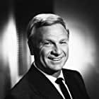 Eddie Albert به عنوان Irving Radovich