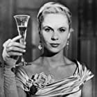 Bibi Andersson به عنوان Alma