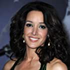 Jennifer Beals به عنوان Garsa Fwip