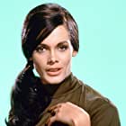 Martine Beswick به عنوان Paula