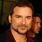 Shane Black به عنوان Hawkins