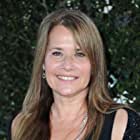 Lorraine Bracco به عنوان Karen Hill