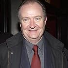 Jim Broadbent به عنوان King William