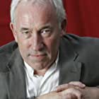 Simon Callow به عنوان Andre