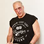 Andrew Dice Clay به عنوان Louis 'Butchie' Peraino