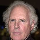 Bruce Dern به عنوان George Spahn