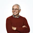 William Devane به عنوان Dr. Kramer