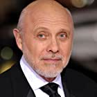 Hector Elizondo به عنوان George