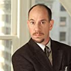 Miguel Ferrer به عنوان Bob Morton