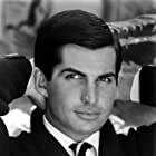 George Hamilton به عنوان B.J. Harrison