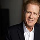 Gregg Henry به عنوان Jack MacReady