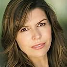 Finola Hughes به عنوان Liz