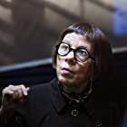 Linda Hunt به عنوان Lady Proxima