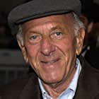 Jack Klugman به عنوان Juror 5