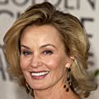 Jessica Lange به عنوان Julie