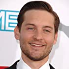 Tobey Maguire به عنوان Nick Carraway